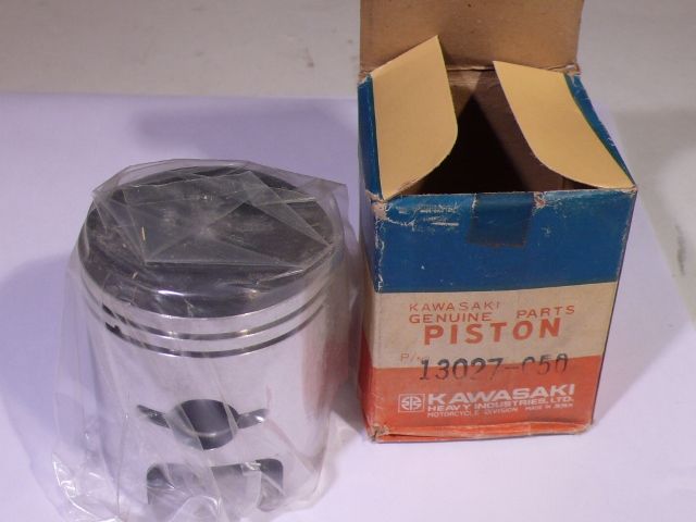 PISTON .040 OS (image for) PISTON .040 OS