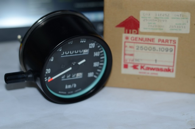 SPEEDOMETER ASSEMBLY KPH (image for) SPEEDOMETER ASSEMBLY KPH