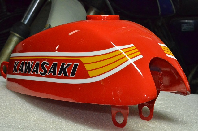 1978 KV75-A7 GAS TANK DECALS (image for) 1978 KV75-A7 GAS TANK DECALS